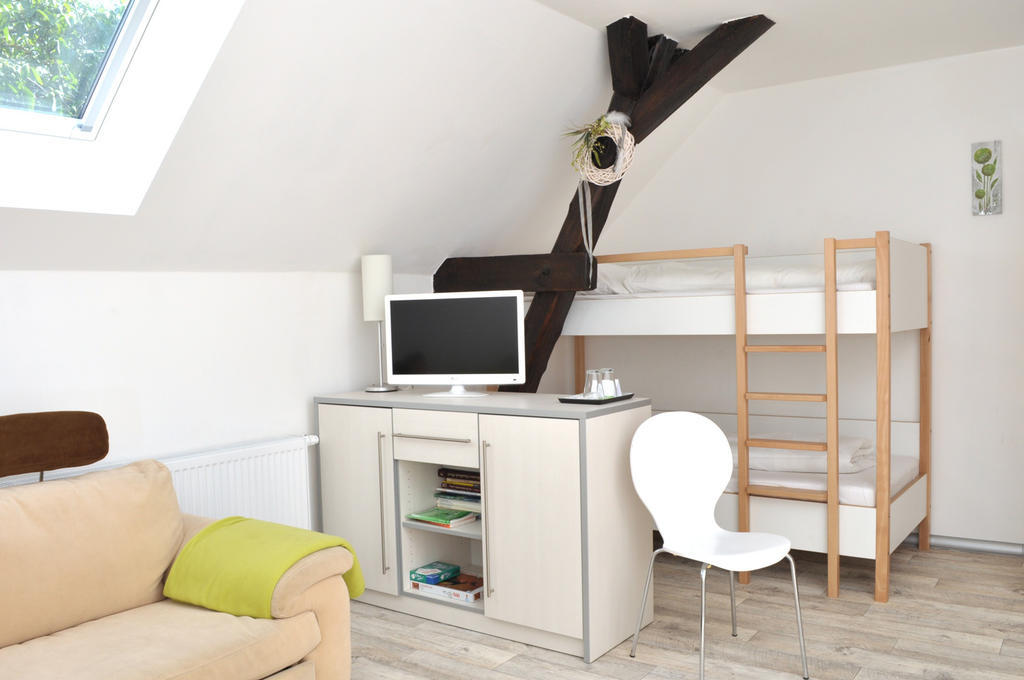 Gutshof Zum Adlernest Hotel Arnsnesta Bilik gambar