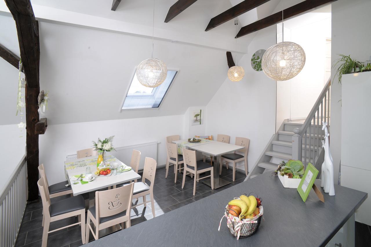 Gutshof Zum Adlernest Hotel Arnsnesta Luaran gambar